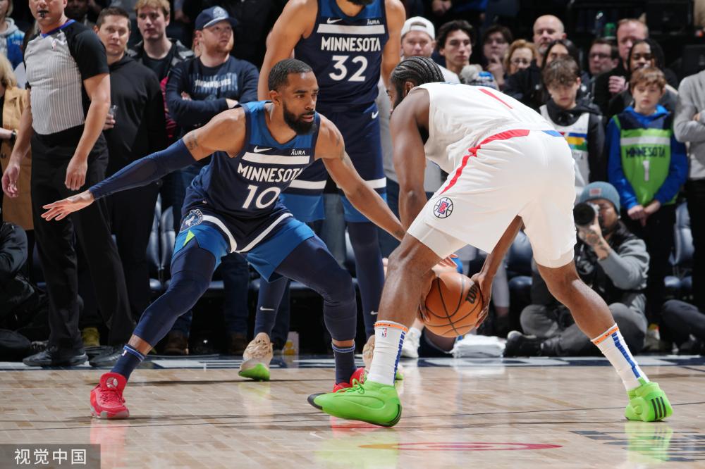 的热烈讨论 的热烈讨论